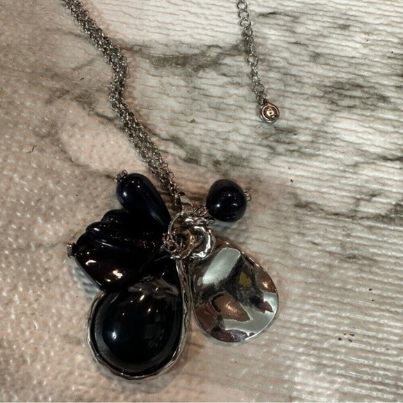 C Est.1946 Fashion Silver Tone‎ Cluster Charm Pendant Statement Necklace - Picture 3 of 10